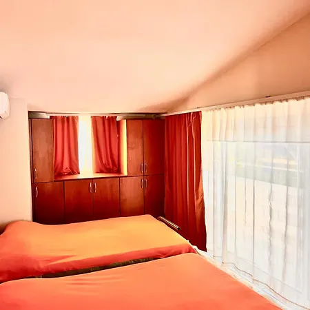Rooftop Hd Apartment *